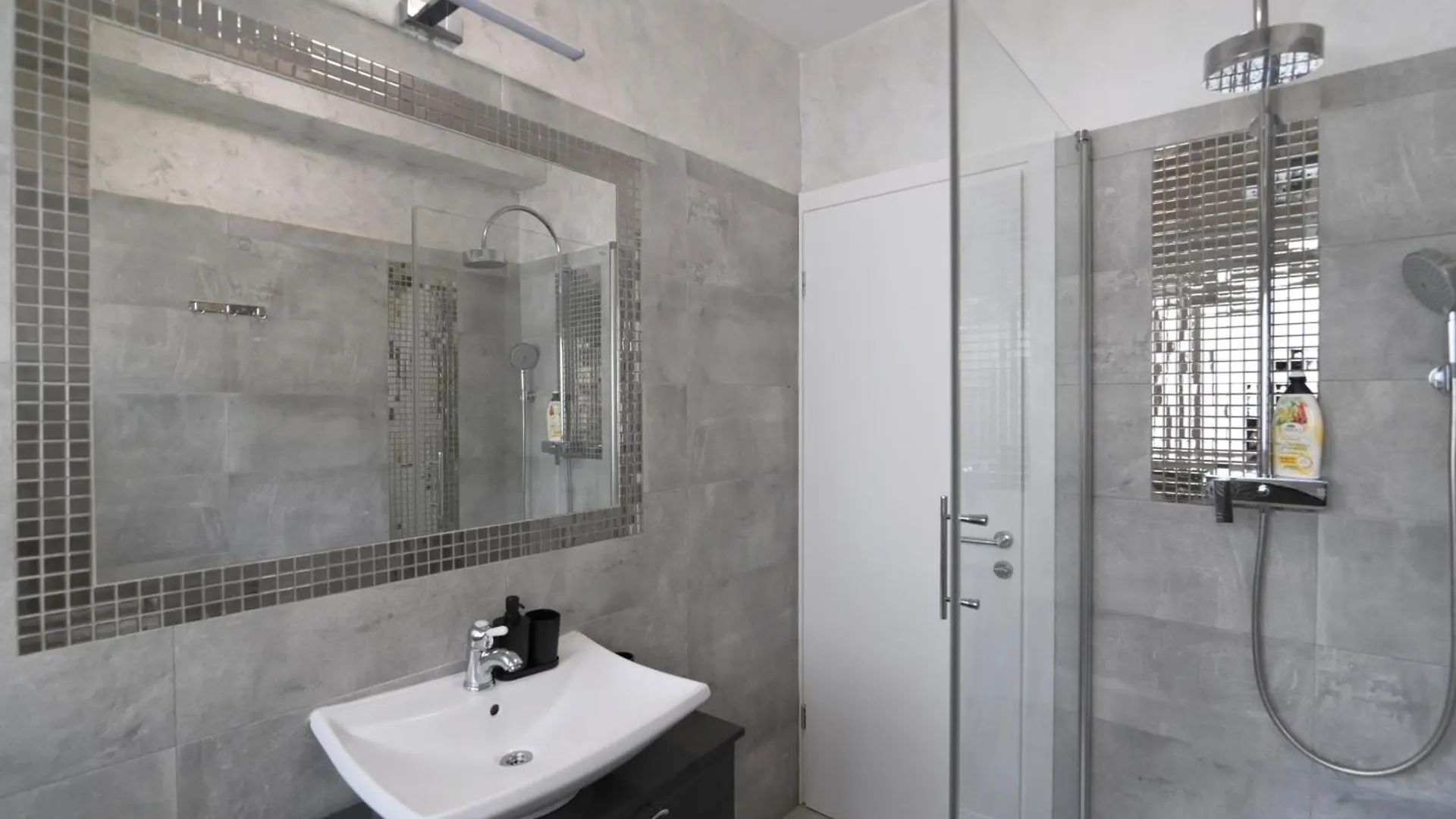 Little City Star Apartment Rijeka